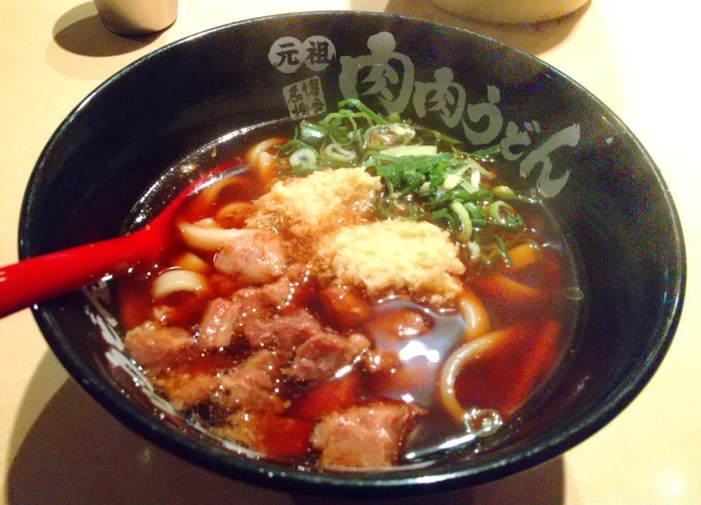 肉肉うどん 全体
